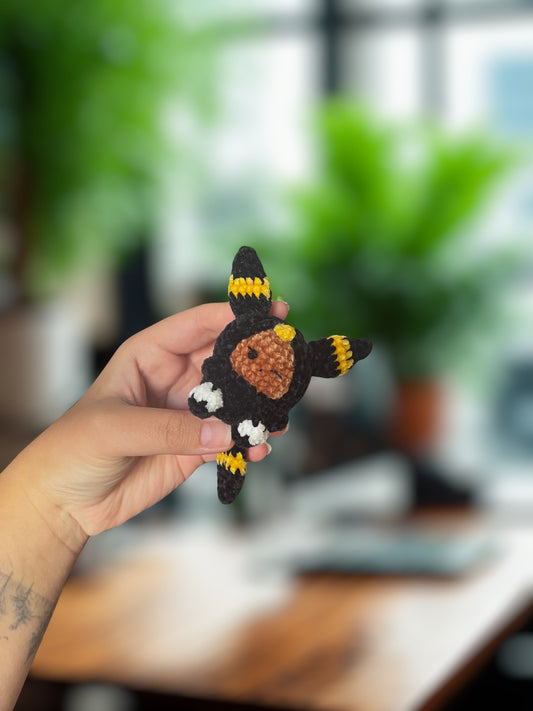 Dark Fox Swinging Tail Keychain