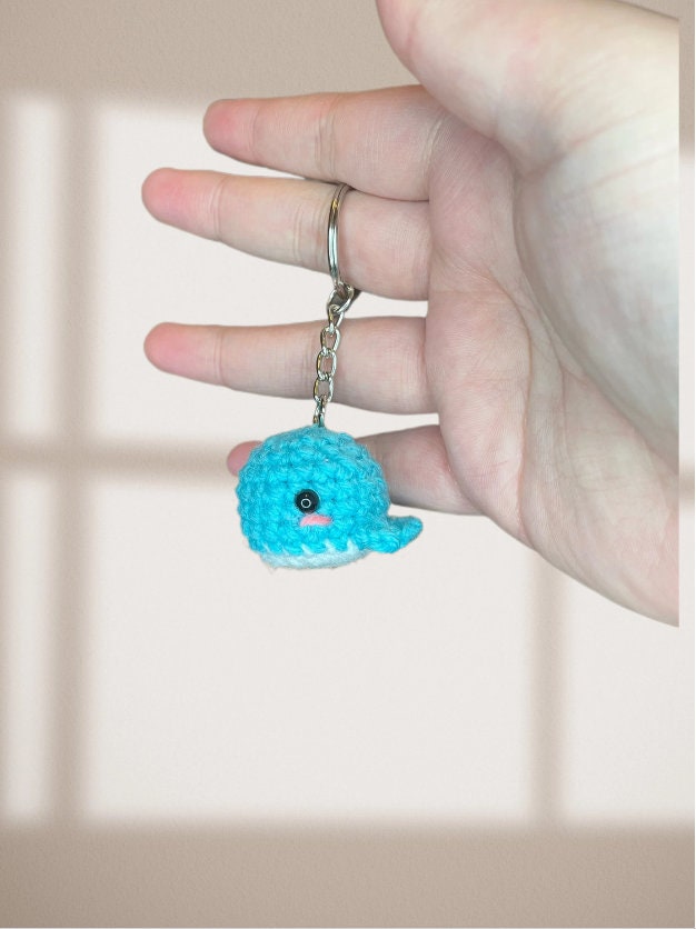 Couples Magnetic Whale Keychain: Crochet Cotton Charm Gift