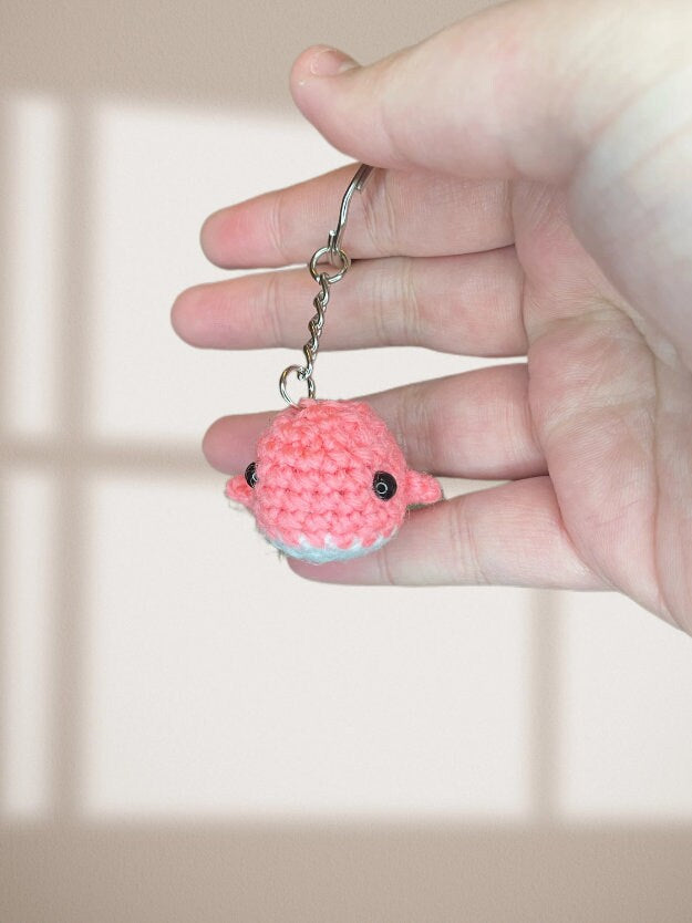 Couples Magnetic Whale Keychain: Crochet Cotton Charm Gift